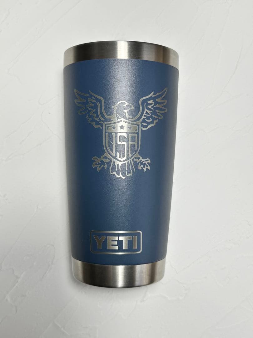YETI USAロゴ入り ネイビー タンブラー 20OZ オハイオ