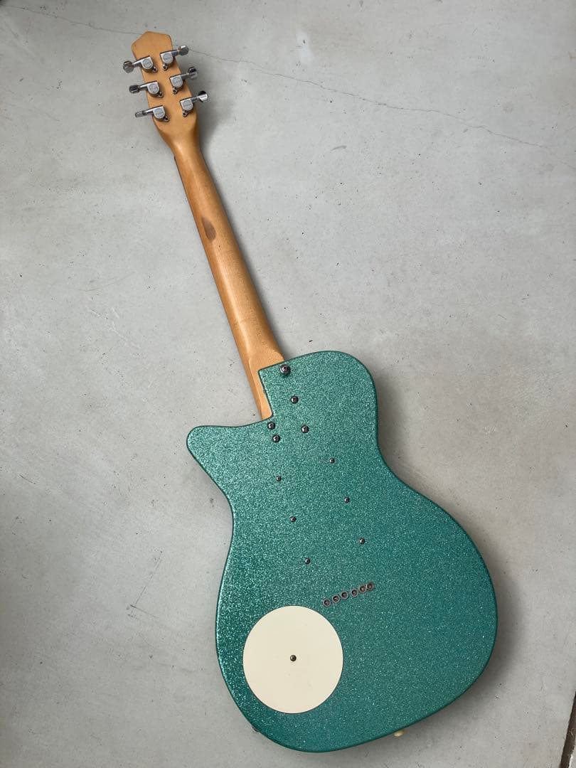 Danelectro 56-U3 スパークルグリーン