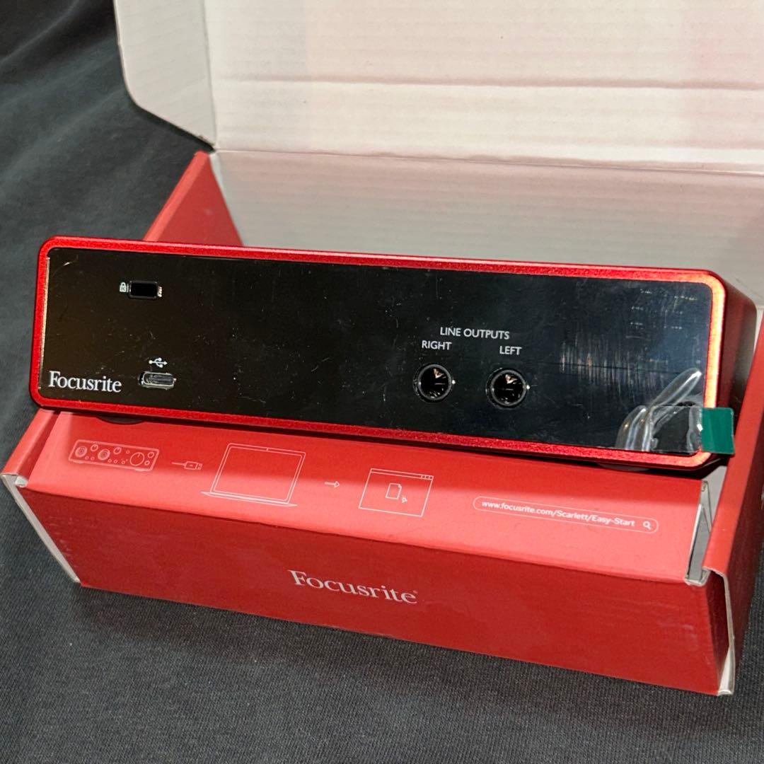 超美品　Focusrite Scarlett 2i2 3rdGen.