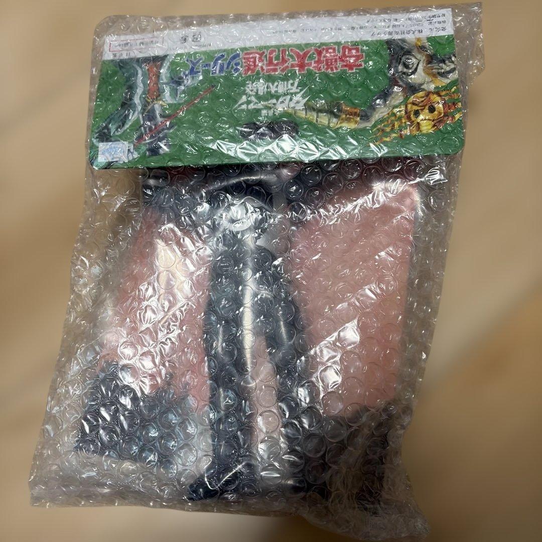 【新品未開封】超復刻版 タローマンソフビ 人形 ブラックタローマン 奇獣大行進