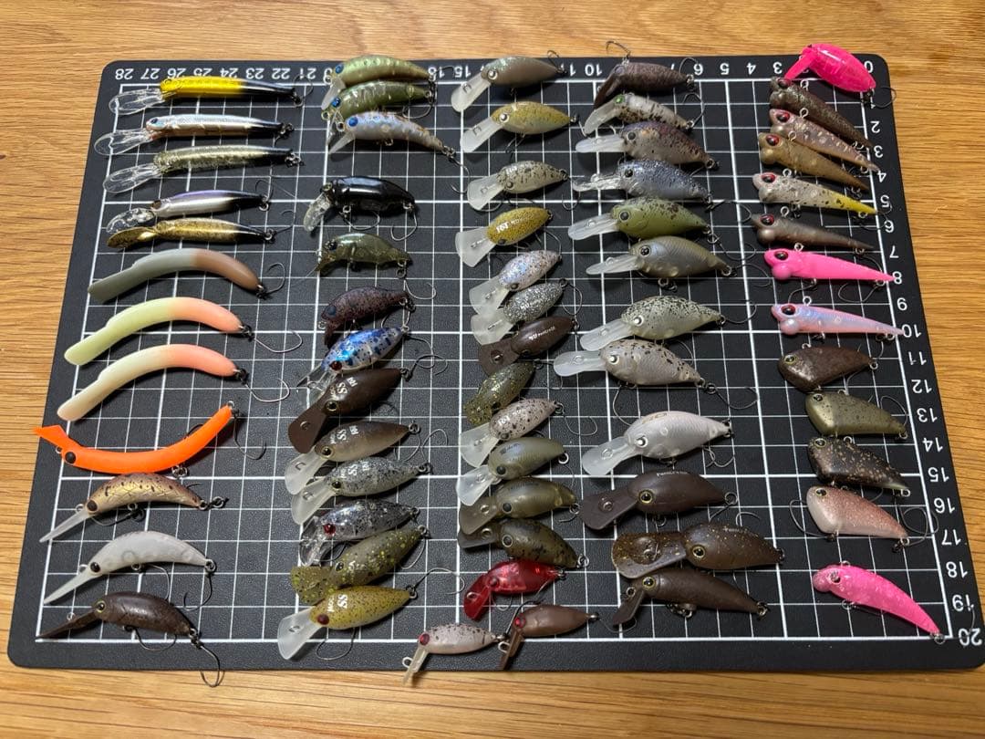 エリアトラウト　オリカラ多数　引退セット　プラグ60以上　スプーン60枚以上