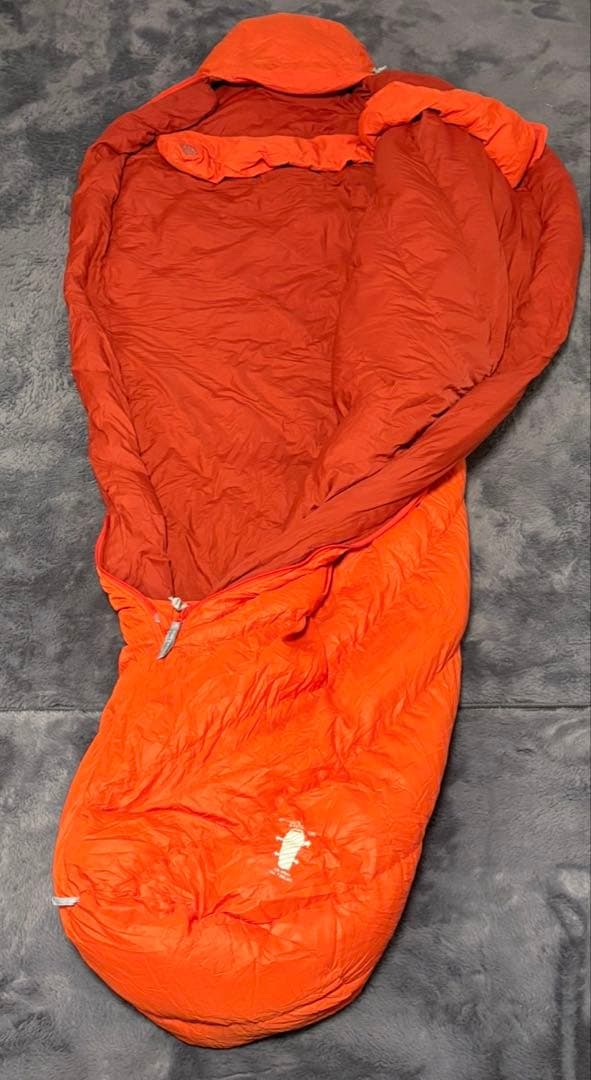 mont-bell Alpine Down Hugger 650 寝袋