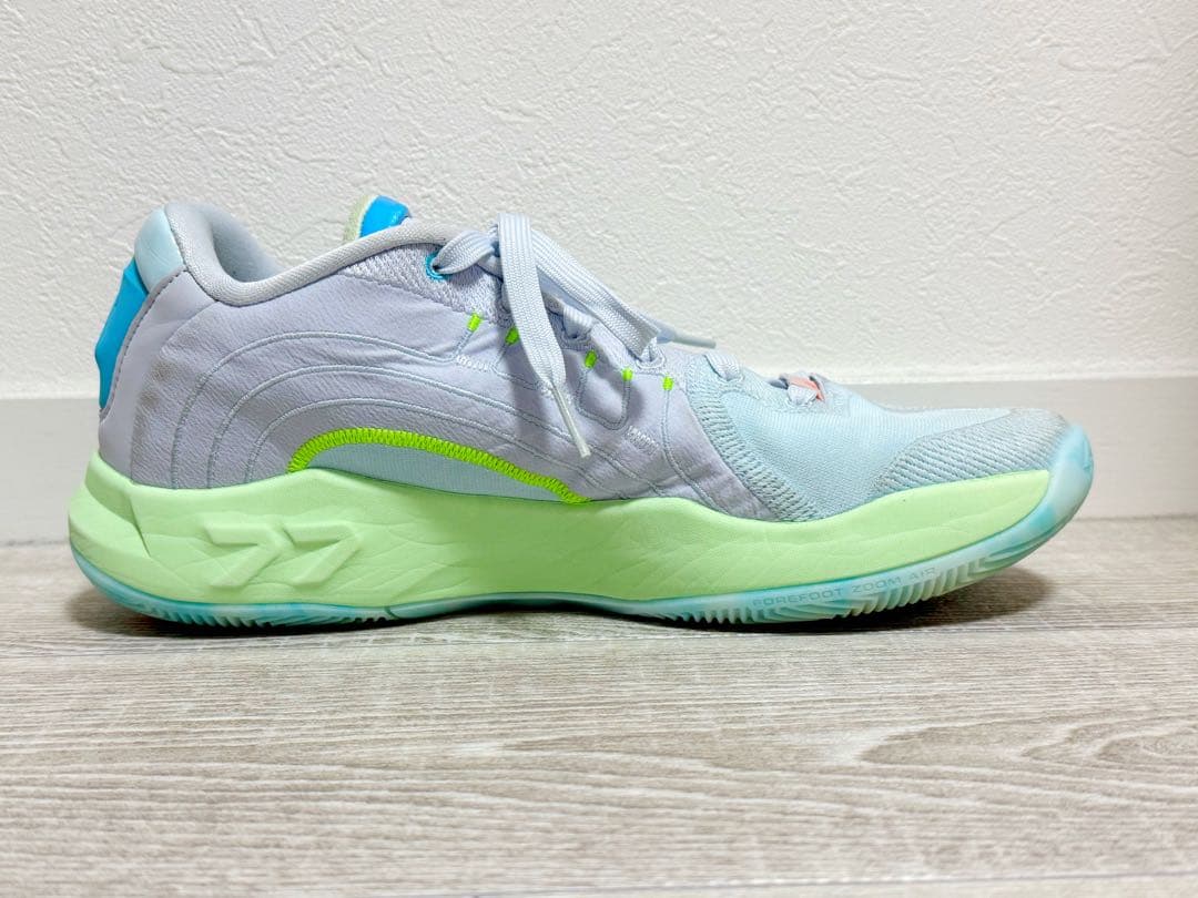 Luka 4 PF Navigator jordan バッシュ 水色 白 黄色