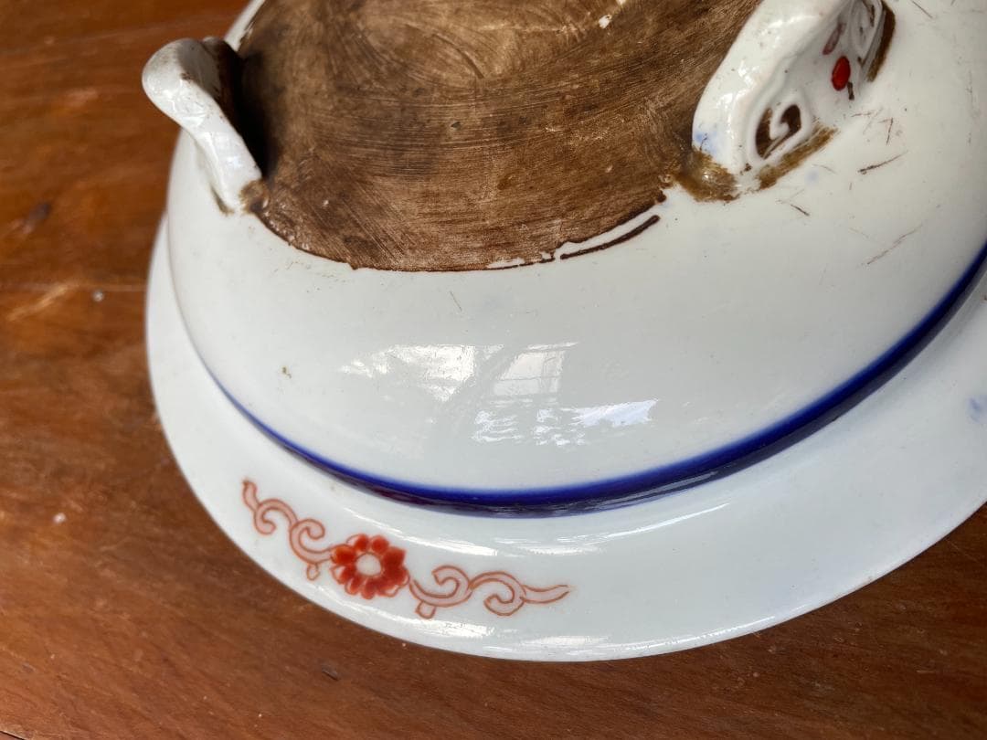 三つ足の古い伊万里焼　浅鉢　色絵