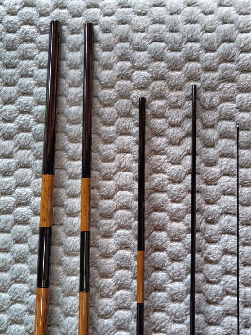朱紋峰ヘラぶな釣り用ヘラ竿 シマノ嵐水13尺、15尺の２本になります