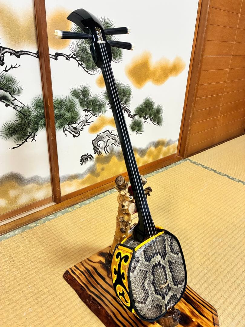 沖縄三線！貴重！知念大工型！本張り【一枚張り】