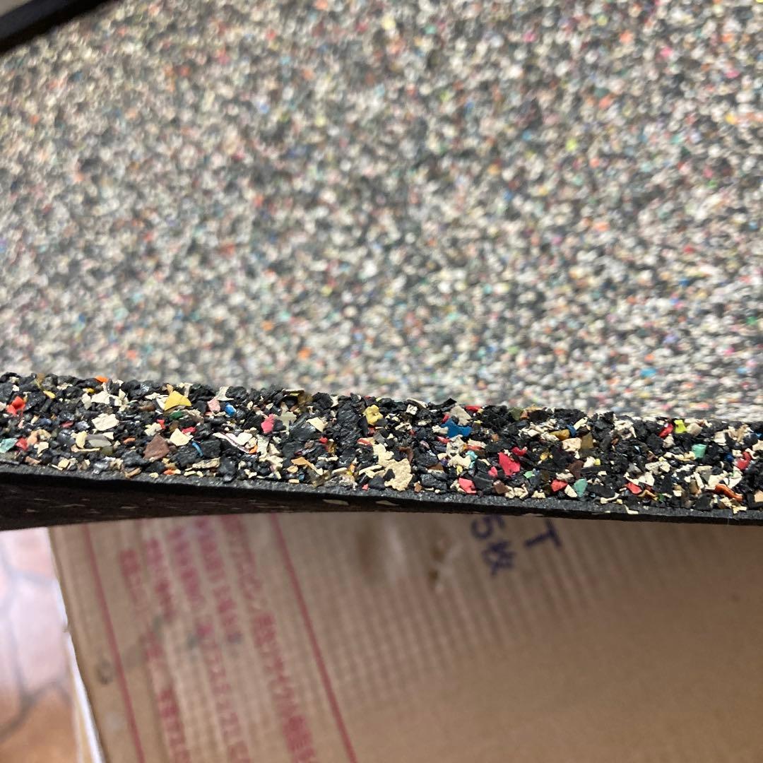 ゴム製マット 黒とカラフルスパークル　50センチ角　20枚