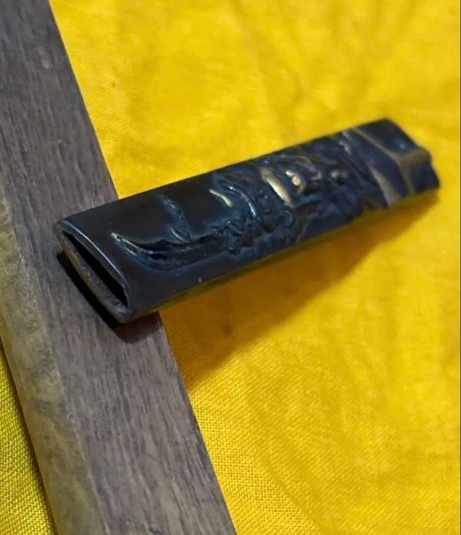 小柄　関羽図　銅地