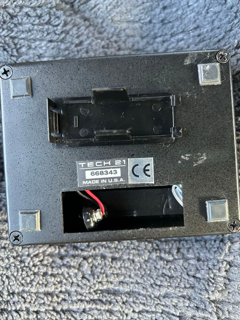 美品　TECH 21 NYC SansAmp Bass D DI