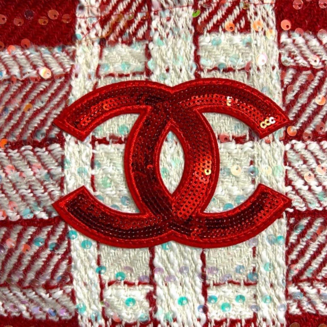 CHANEL ノベルティ トートバッグ 赤 ツイード スパンコール