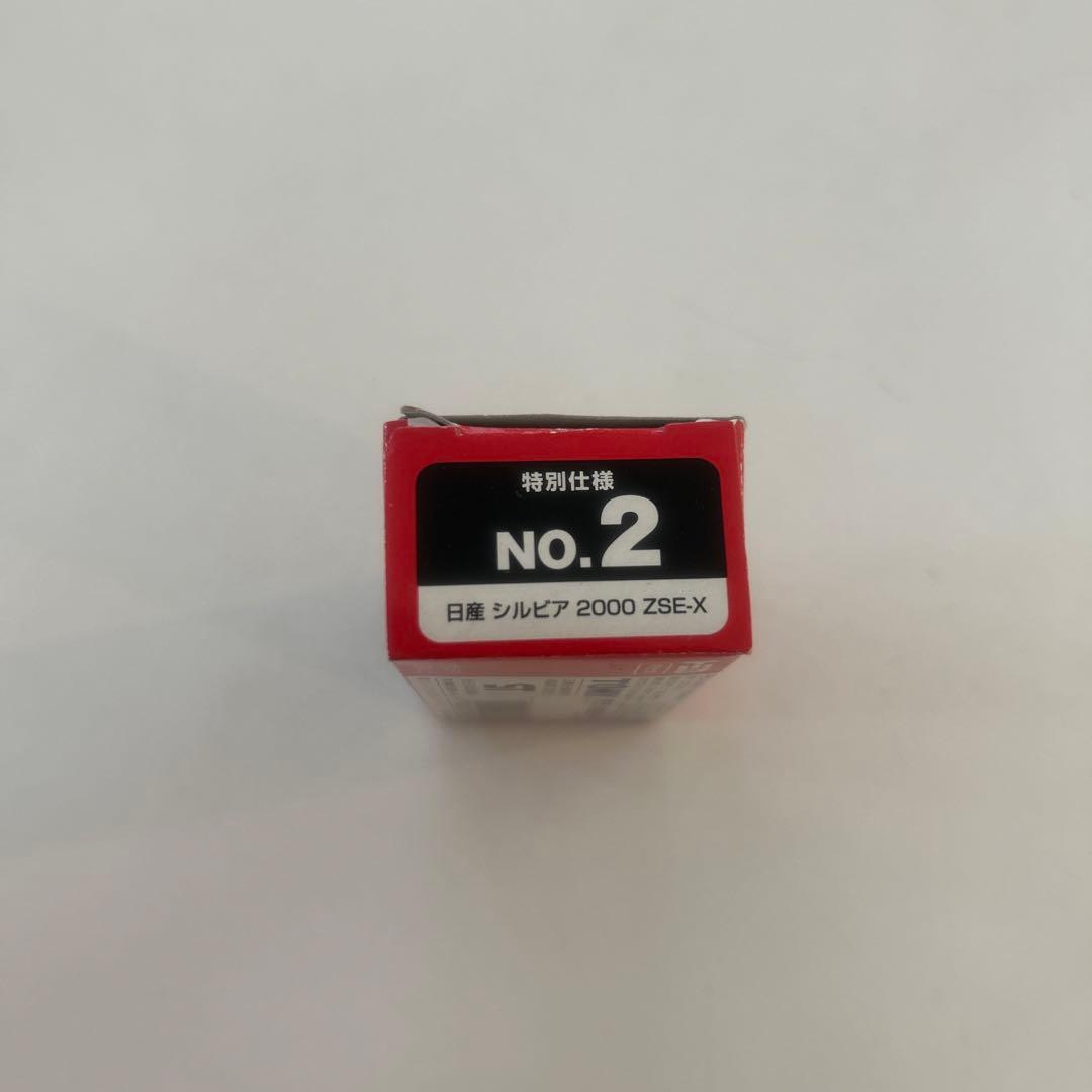 102.トミカ　特別仕様　2001 日産シルビア 2000 ZSE-X
