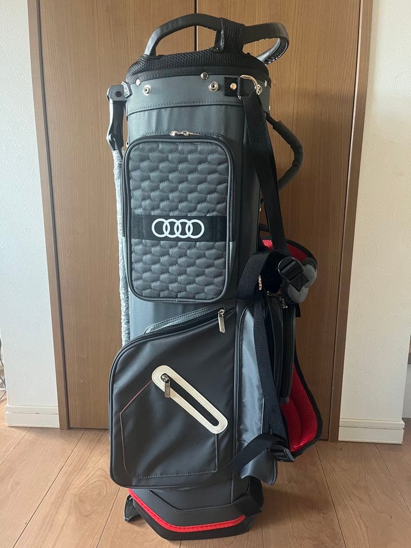 Audi ゴルフバッグ・キャディバッグ ブラック/レッド
