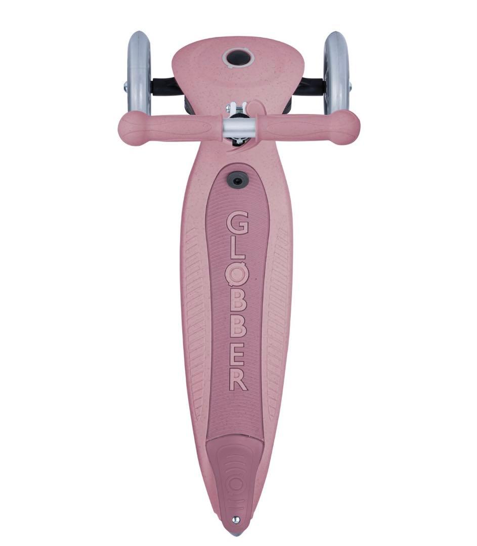 新品　GLOBBER ゴーアップ　ECO ベリー　三輪車　キックスケーター