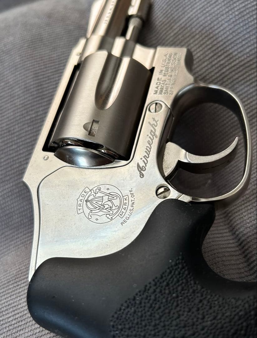 【タナカ】S&W M442 AWニッケルフィニッシュ　HOGUEラバーグリップ