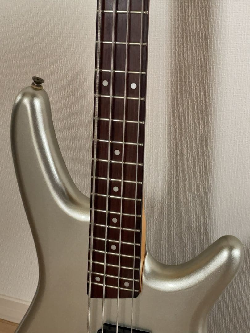 Ibanez SRシリーズ SR370 4弦エレキベース シルバー