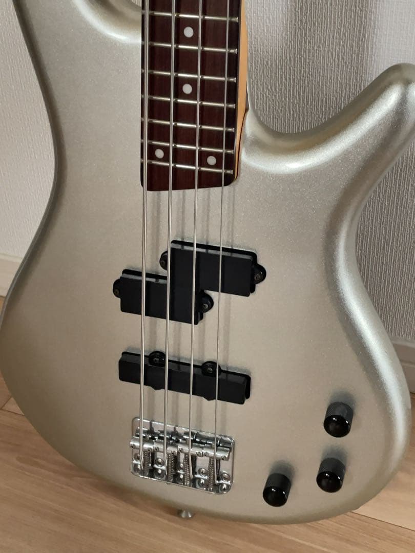 Ibanez SRシリーズ SR370 4弦エレキベース シルバー