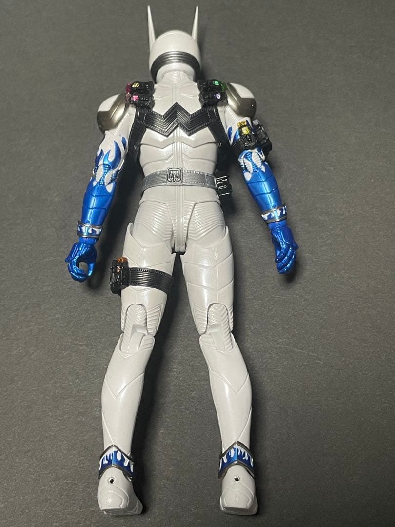 S.H.Figuarts(真骨彫製法) 仮面ライダーエターナル