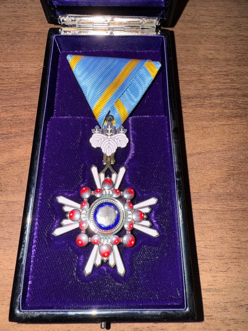 星型勲章 青・黄色リボン 専用ケース付き