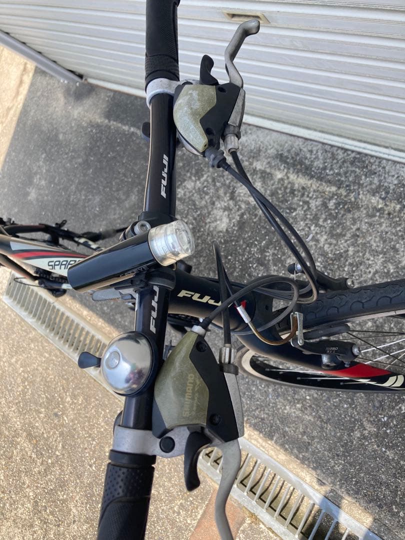 [引き取り限定] FUJI クロスバイク　中古