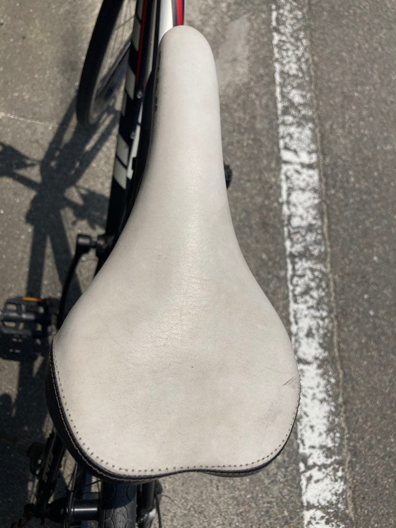 [引き取り限定] FUJI クロスバイク　中古