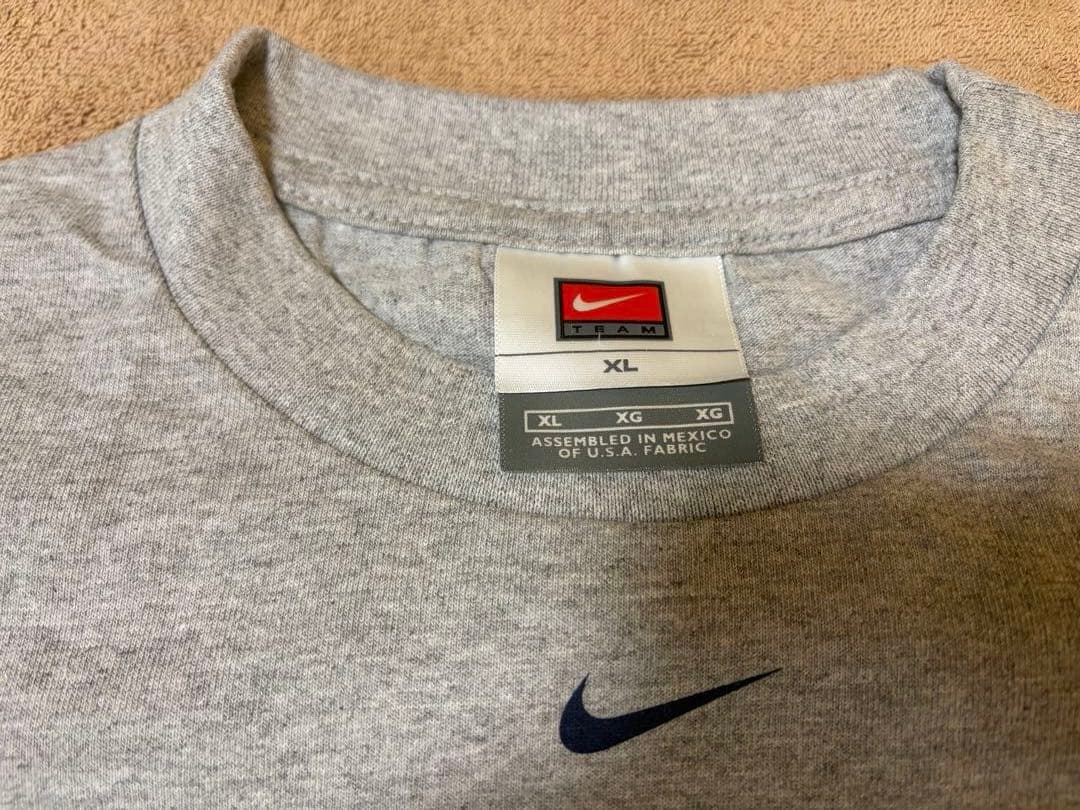 【新品】NIKE×ヤンキース Tシャツ XL グレー メキシコ製 MLB
