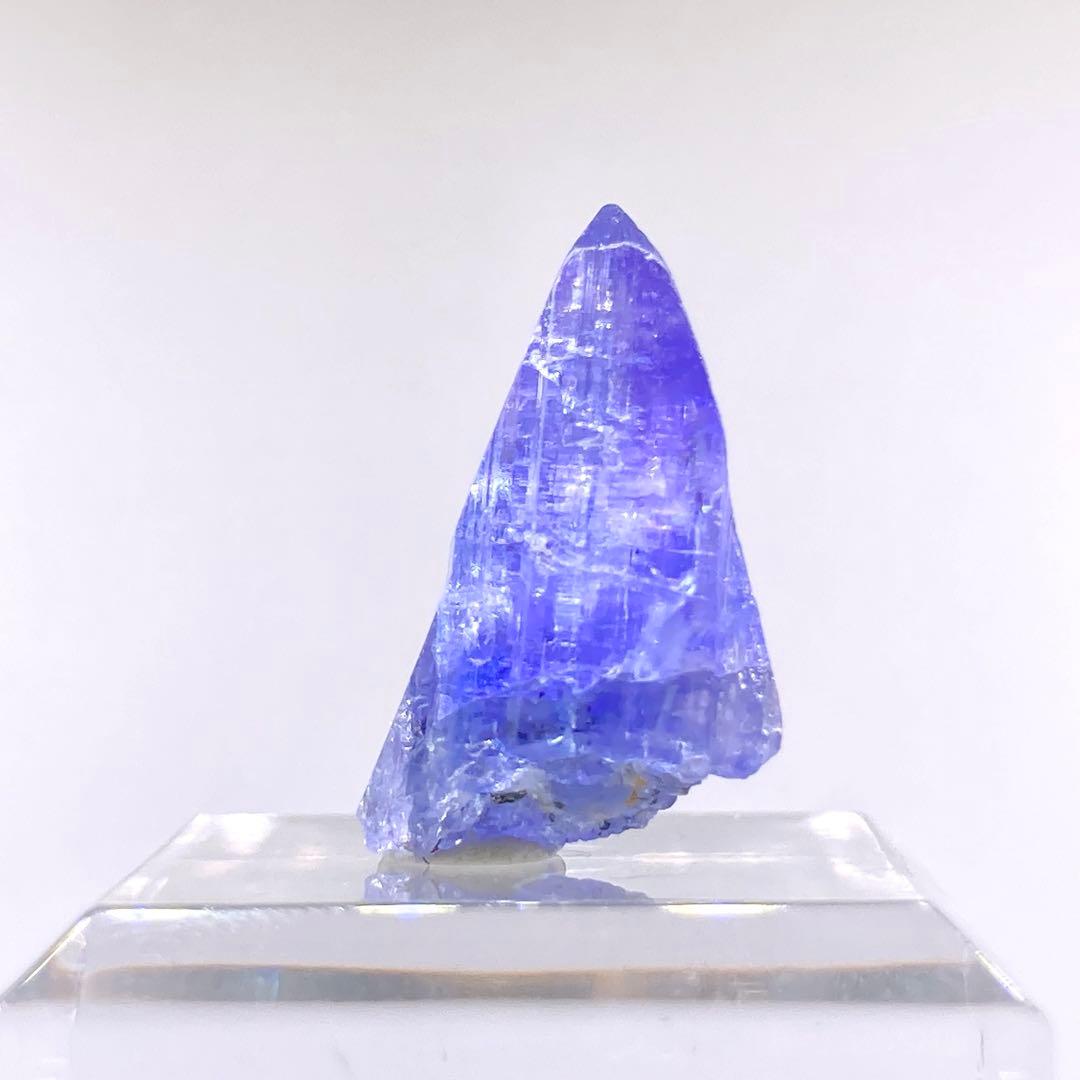 G*G様 タンザナイト　灰簾石　原石　鉱物標本　天然石　 813