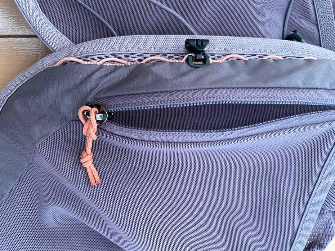 美品　SALOMON サロモン　アクティブスキン 4 Sサイズ　レディース