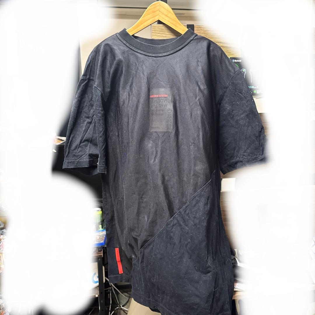 プラダのゴルフＴシャツ