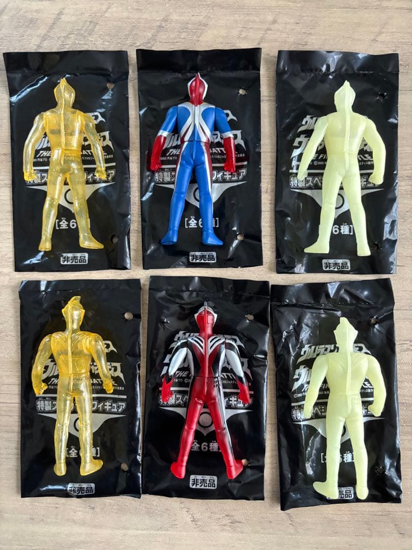 2003映画ウルトラマンコスモスVSジャスティス　フィギュア　全6種　非売品