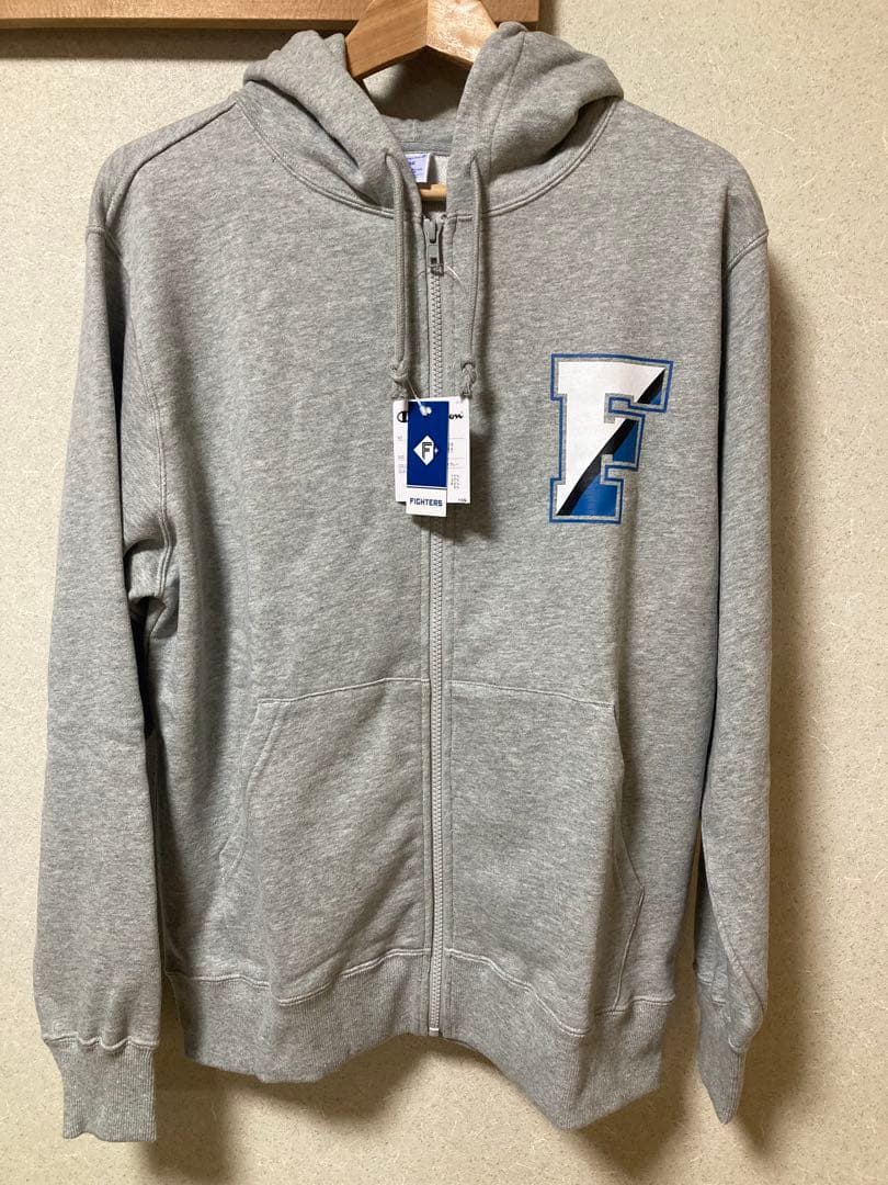 日本ハムファイターズ チャンピオンコラボパーカー Lサイズ グレー 新品未使用品