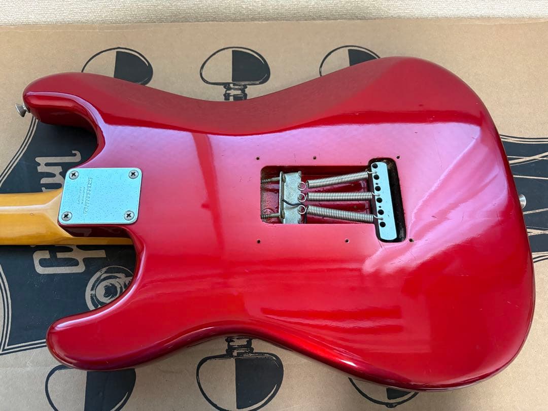 Fernandes RST-50 リバイバル ストラト 消えロゴ