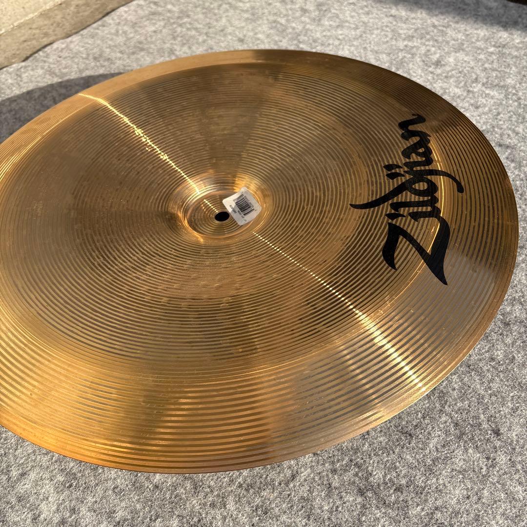 【送料込】Zildjian ZHT 18\" チャイナシンバル【美品】