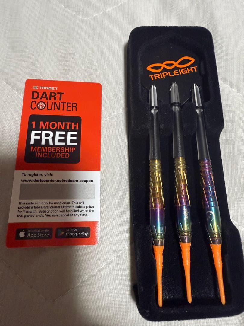 ダーツ TRIPLEIGHT charm3 UR