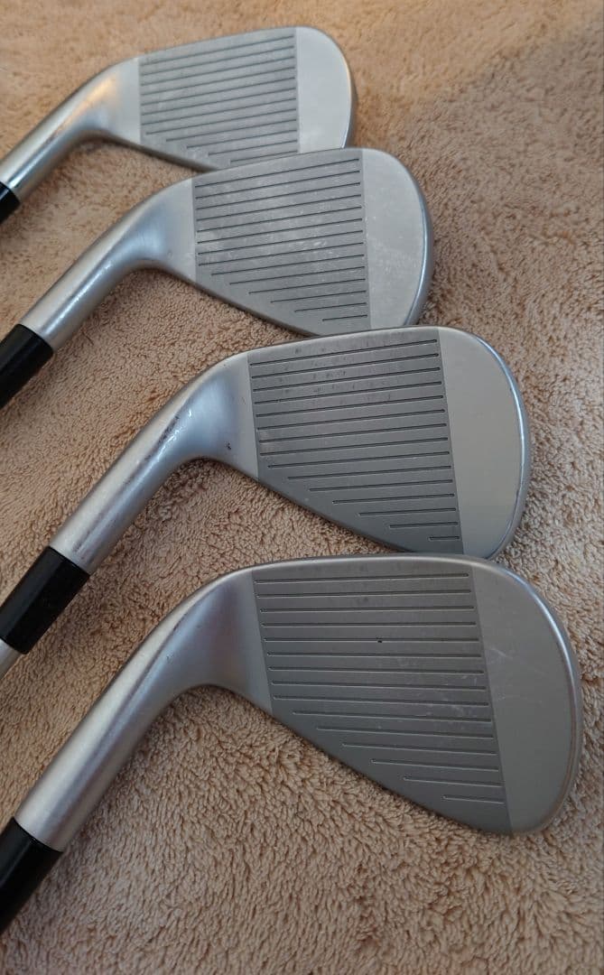 P790 2023 4本(7•8•9•P）MCI50R アイアン