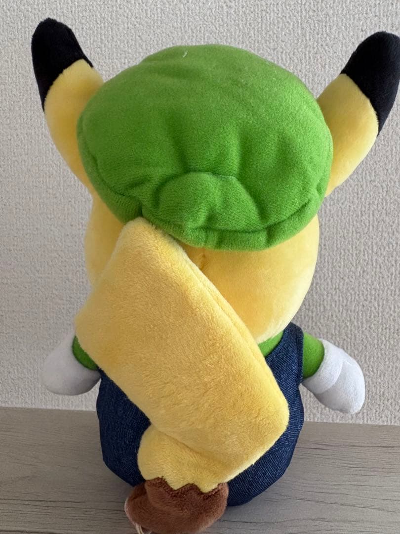 ルイージピカチュウ　ぬいぐるみ　ポケモンセンター
