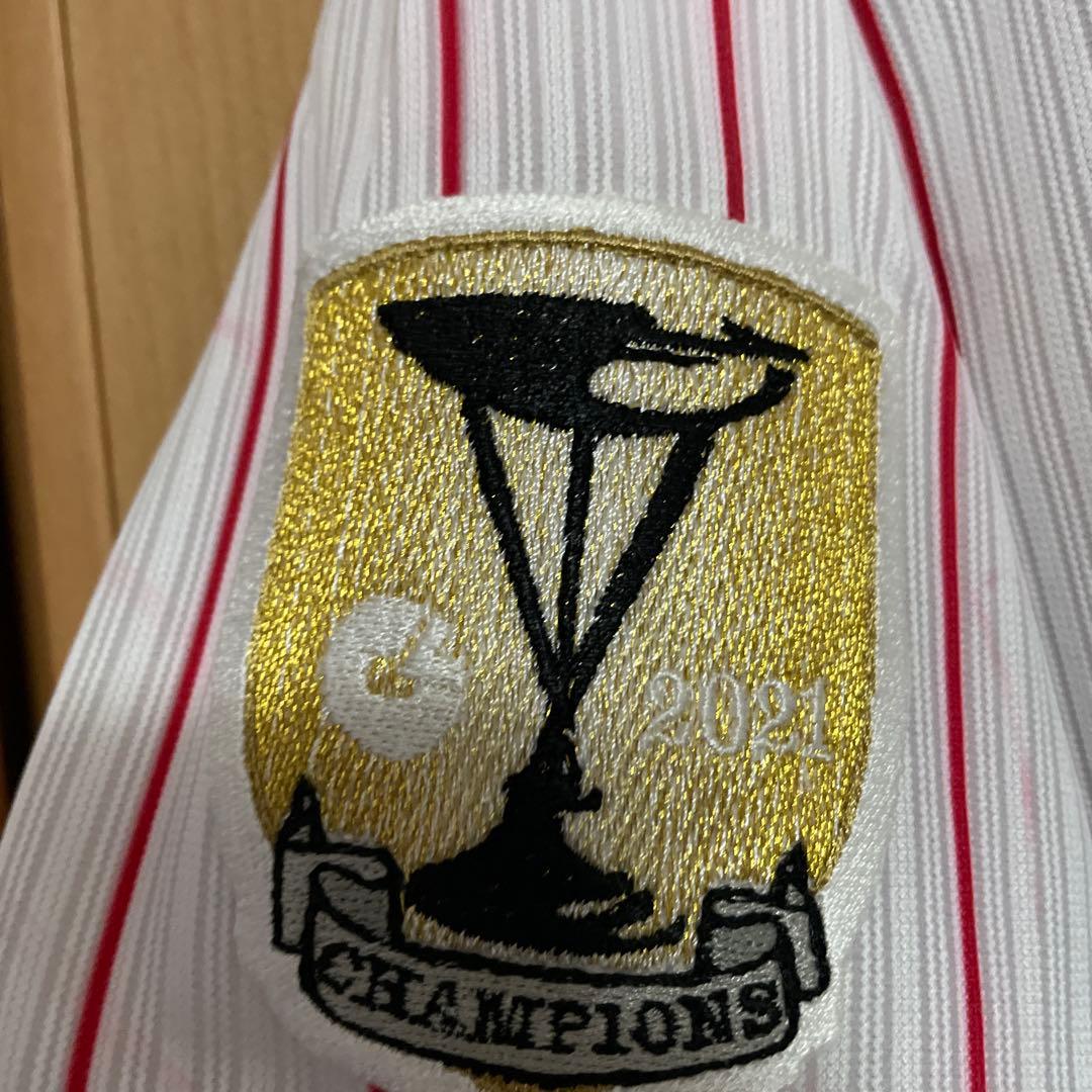 山田哲人選手オーセンティックユニフォーム