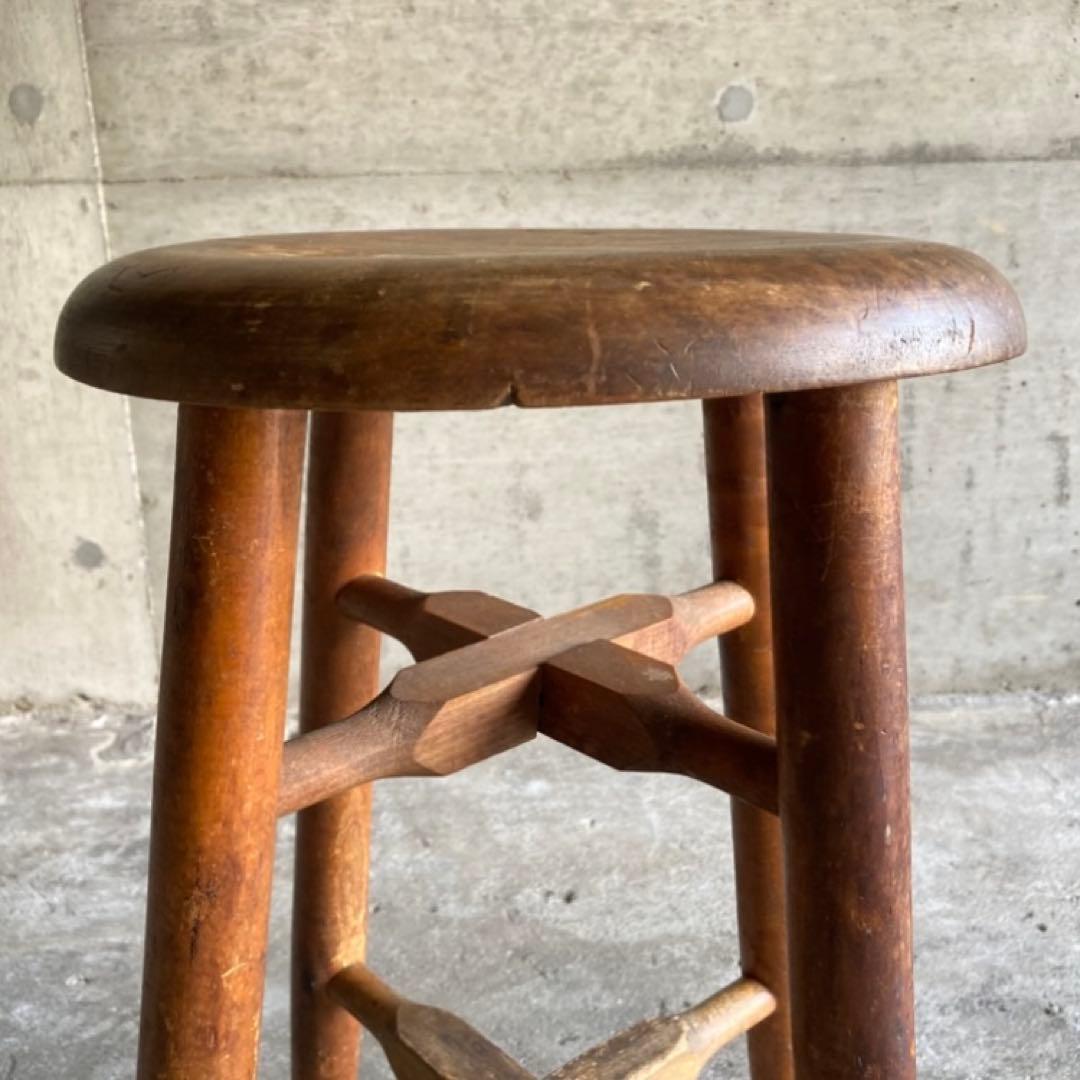 古い味のあるスツール チェア 丸椅子 置物台 飾り台 花台 木製 古道具 レトロ