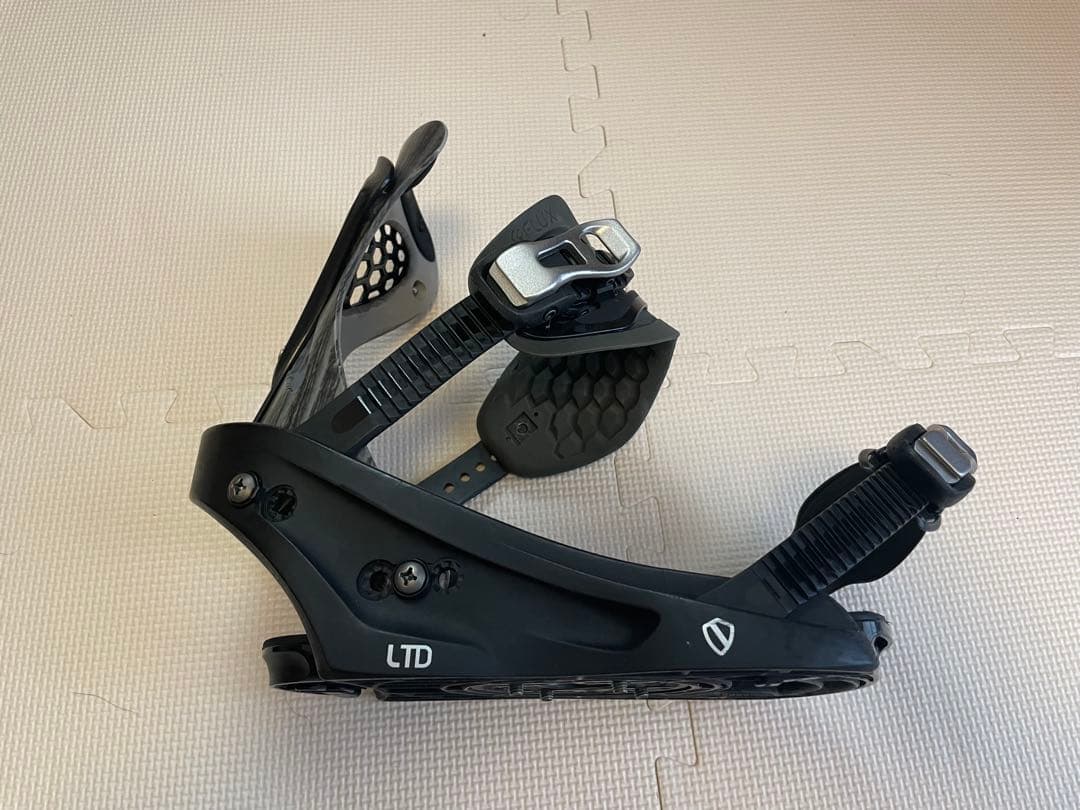 FLUX XV LTD フラックス　ハイエンドモデルの限定品