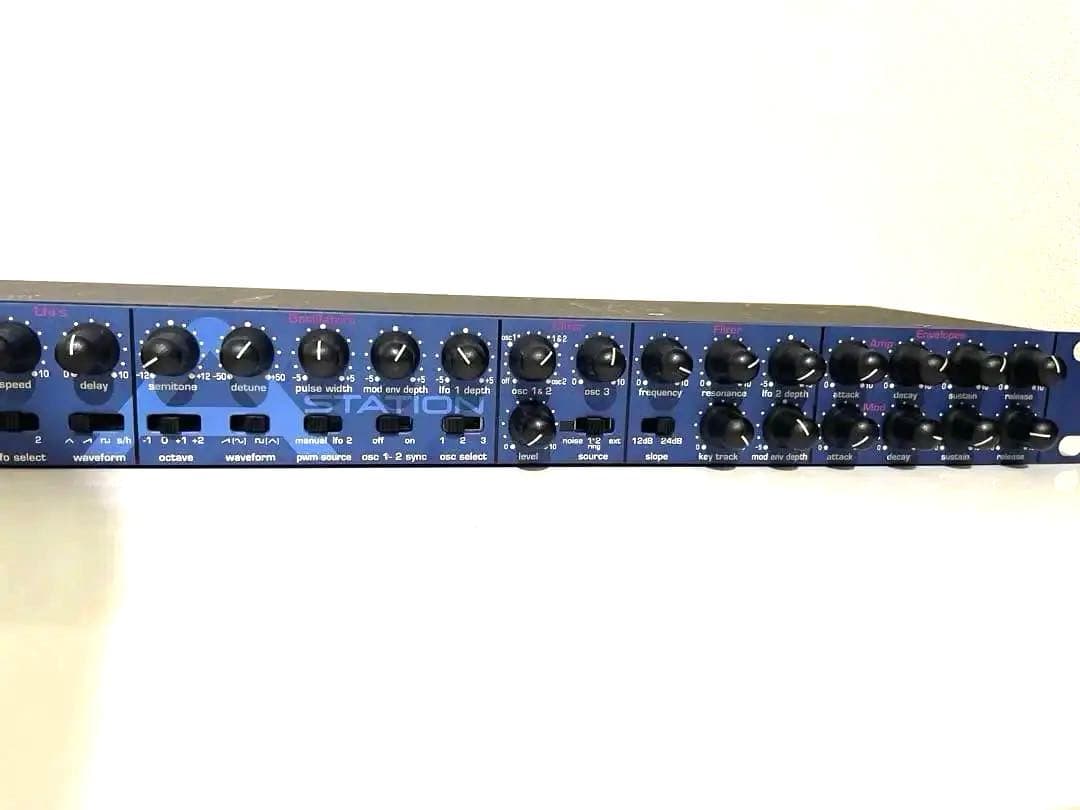 鍵盤楽器 Novation A-station