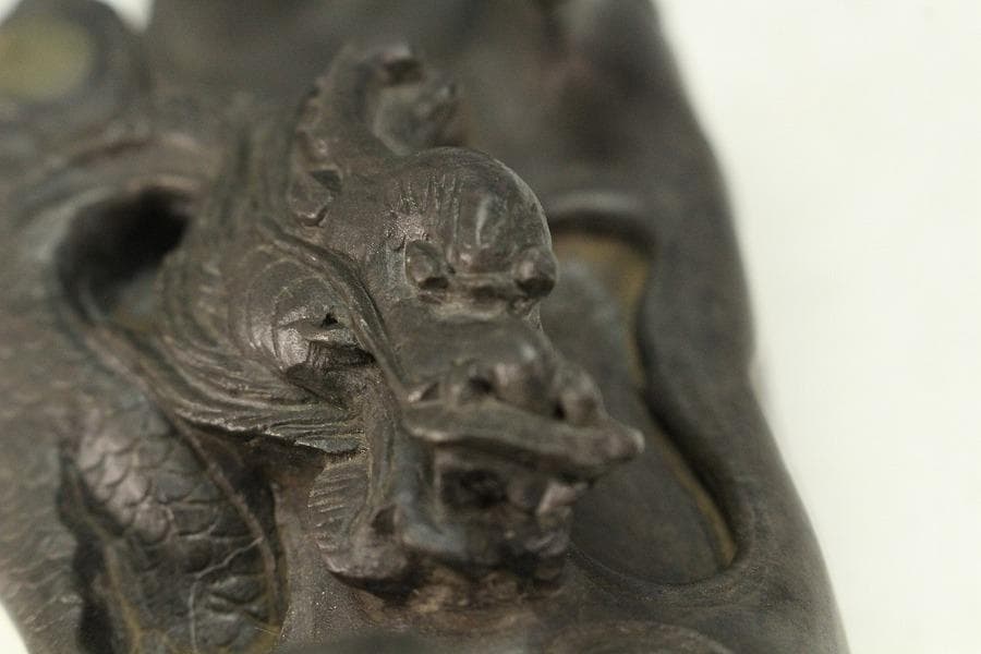 中国美術 端渓 刻 雲龍 鎮 置物(K-A725)