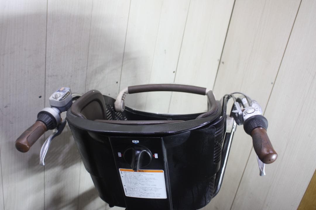 ブリヂストンアンジェリーノAG26L8 22-26型大容量8.1AH 3段LED