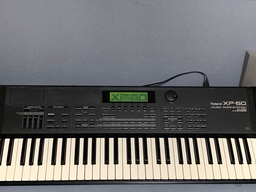 Roland XP-60 ミュージックワークステーション ハードケース付き