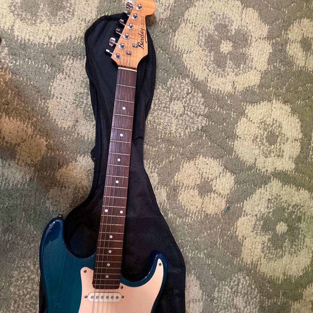 Barclay エレキギター 青 ストラトキャスタータイプ