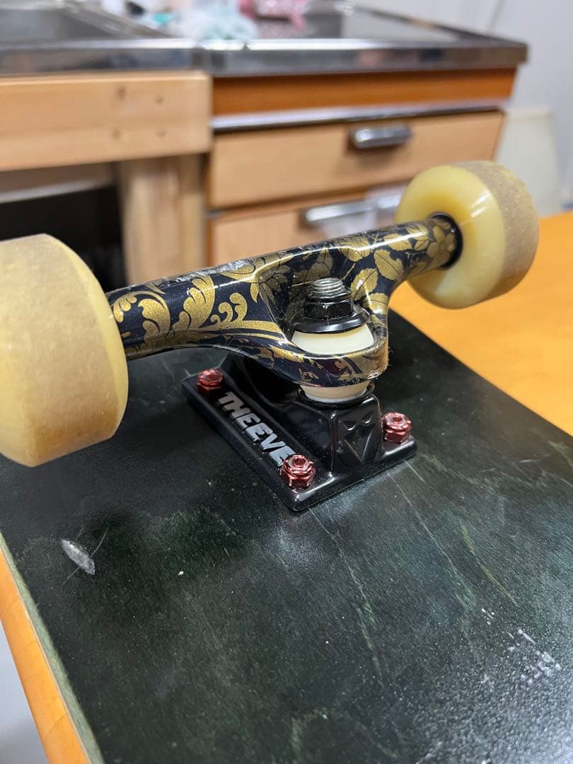 スケートボード　バラ組み立て品