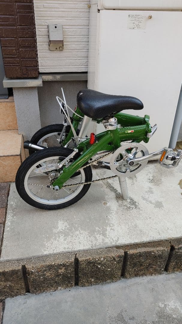 送料無料‼️車載可能❕FIAT 折りたたみ自転車 ミニベロ ダホン社製OEM