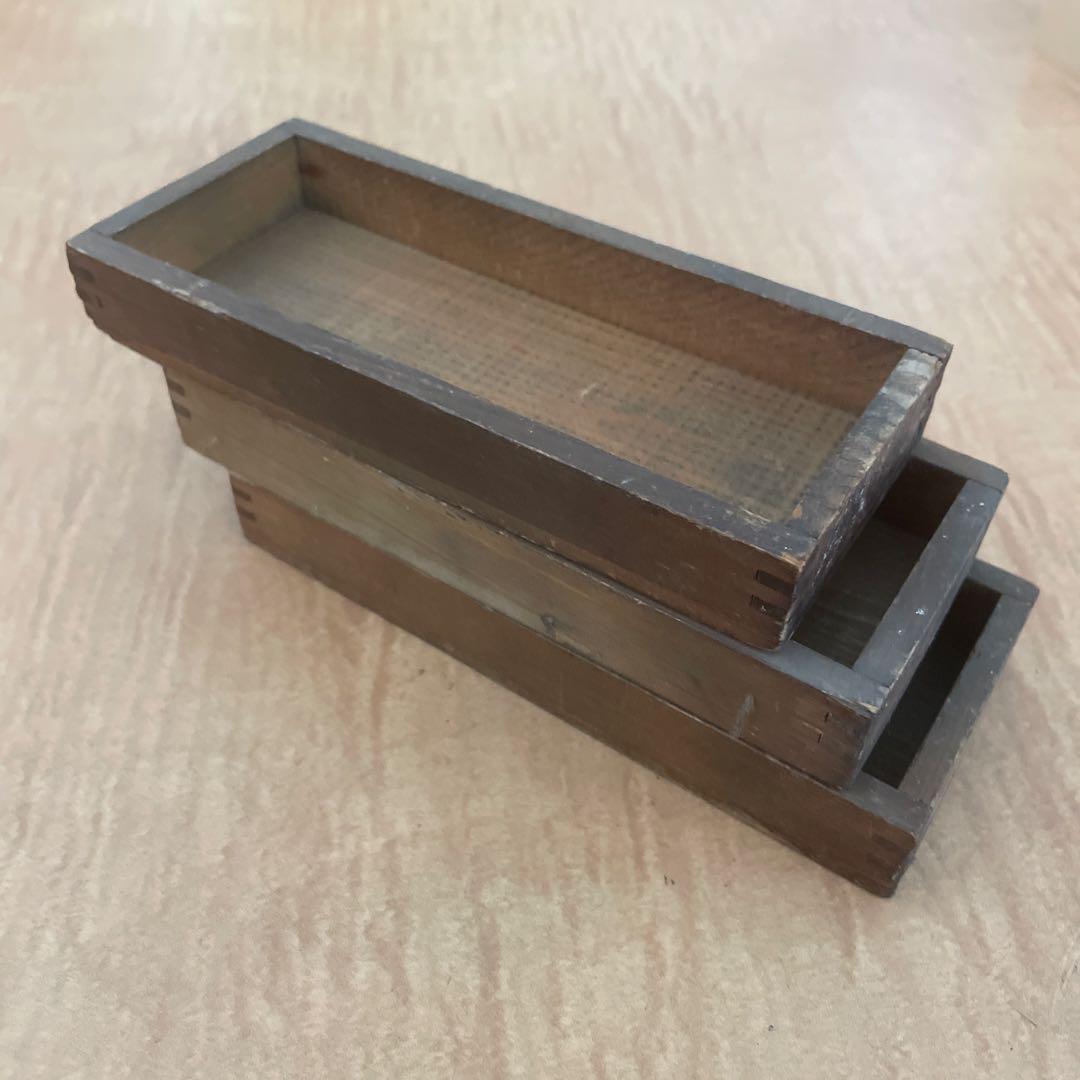 【再入荷】【珍しい小型】50-8/活版印刷所で使われていた小箱（文選箱）50枚