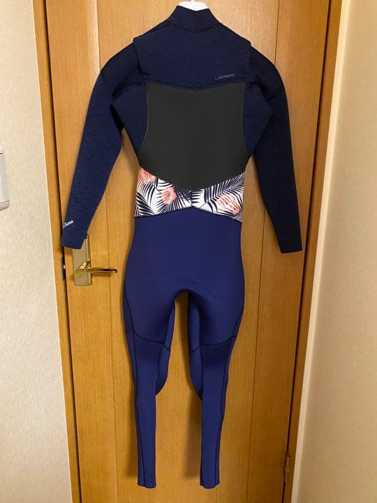 ☆レア美品☆レディースウエットスーツ3ミリ【ML】