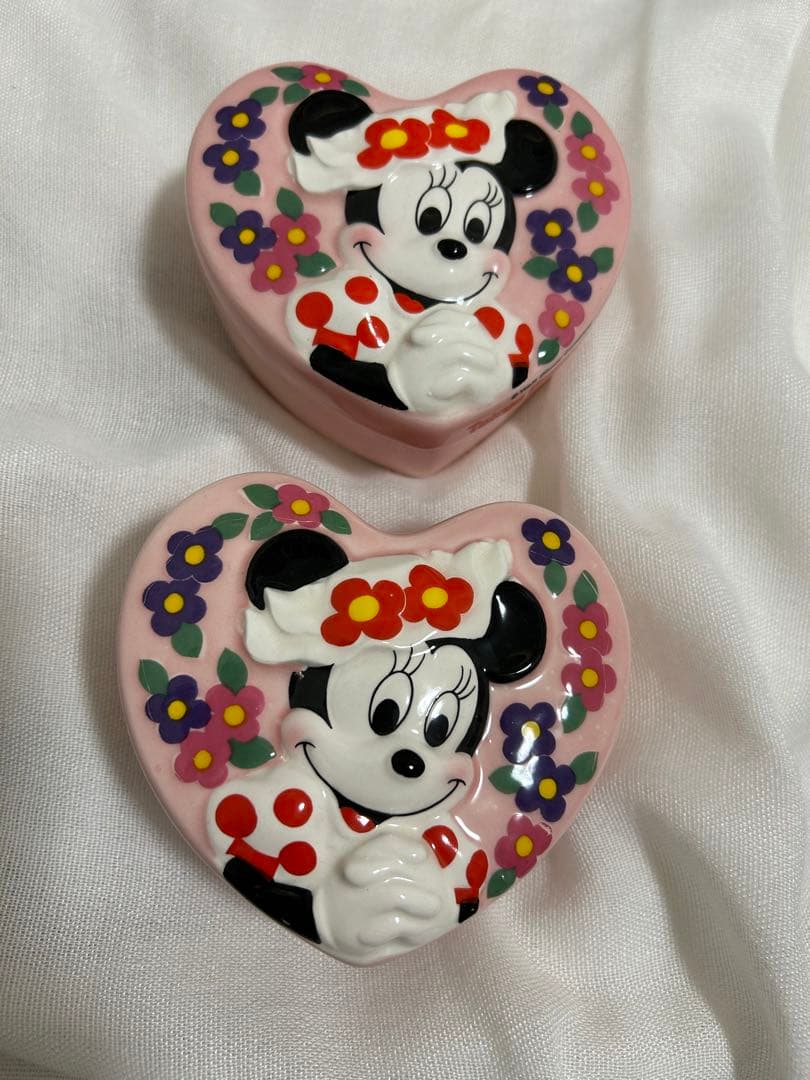 ディズニーランド　ミニーマウス ハート型ボックス 2個セット