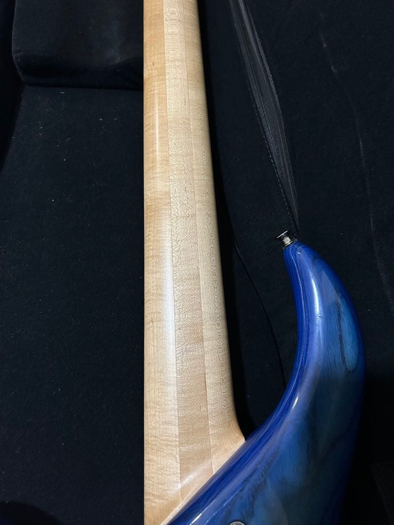 ベース F-bass BN5