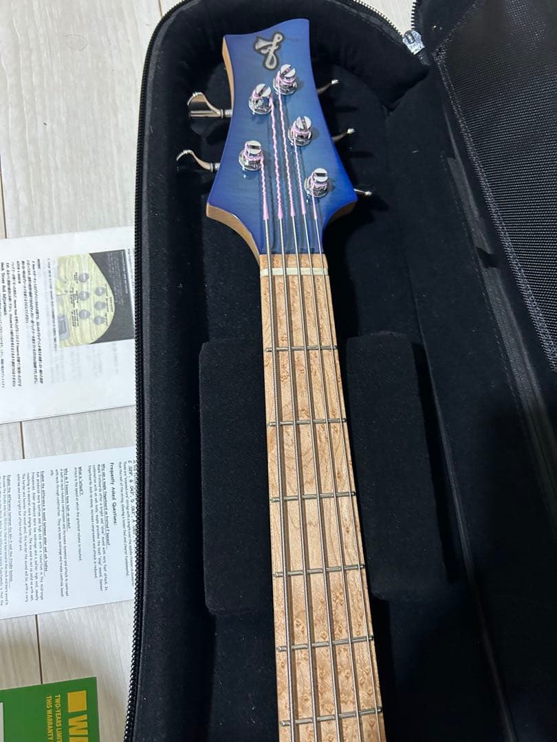 ベース F-bass BN5